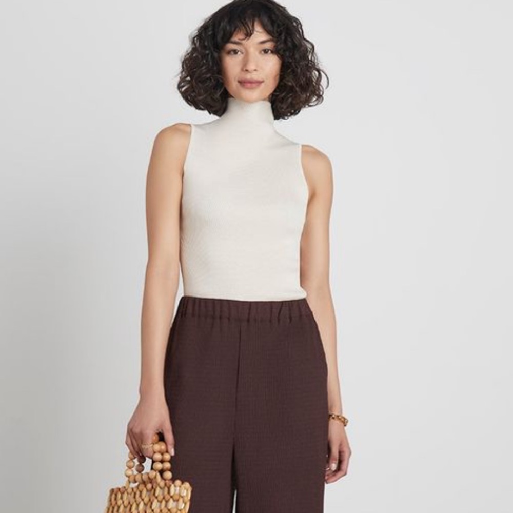 NWT Juno Twisted Knit Sleeveless Top in Cream